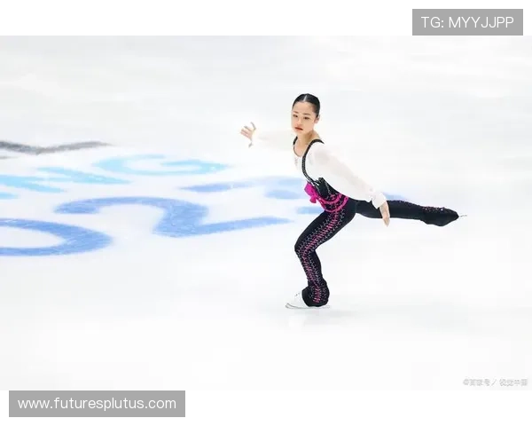 零基础滑冰入门教学视频全解析从基础动作到技巧提升一步步教你掌握滑冰技巧